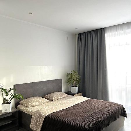 Комфортні Апартаменти 82 Ivano-Frankivsk Exteriör bild